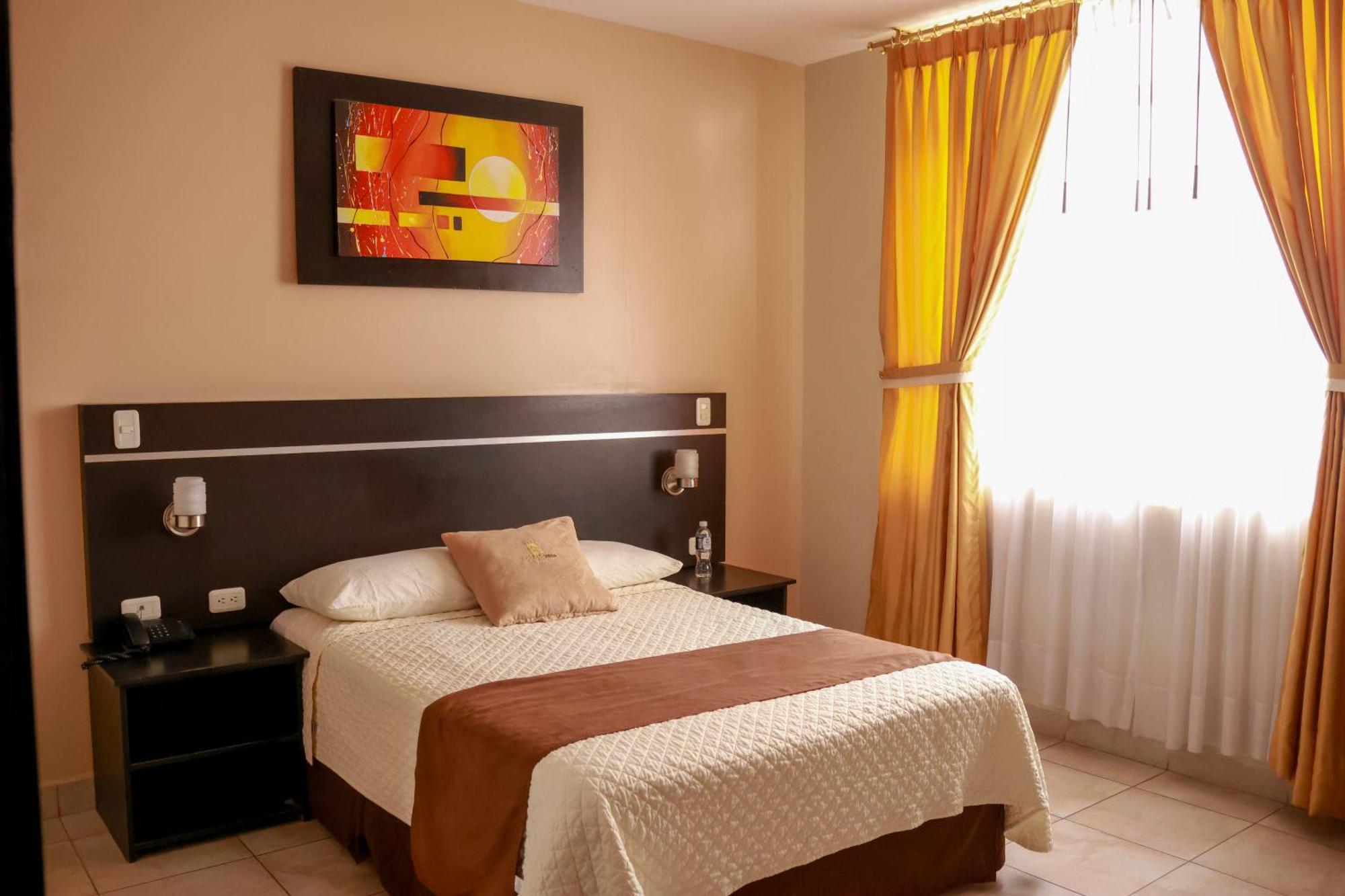 Golden Vista Hotel 3*